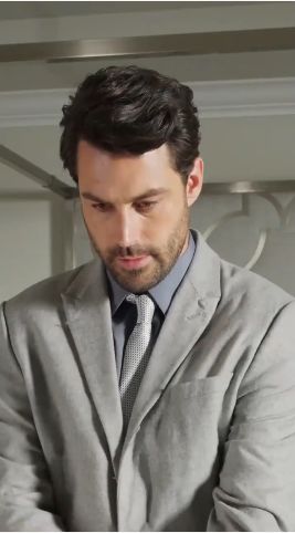 她藏起孕肚離職，禁欲上司急瘋了(全集)