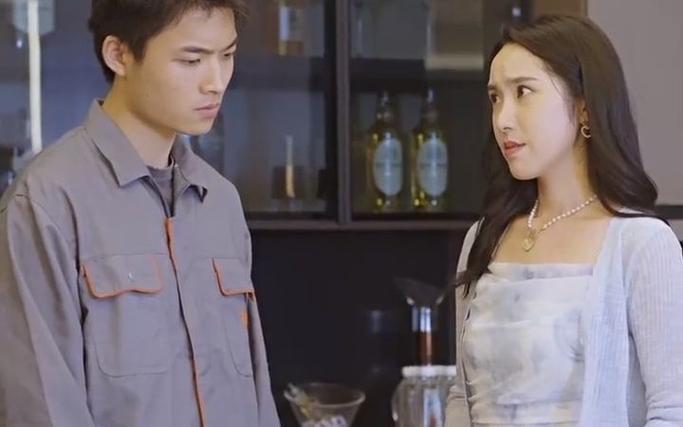 成為快遞員后，我有了七個(gè)老婆(全集)