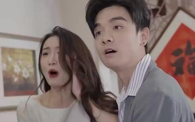 不裝了，腳踹渣男后我成了全球女戰(zhàn)神(全集)