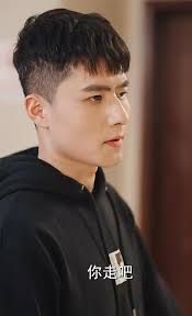 跑腿，竟是隱藏大佬(全集)